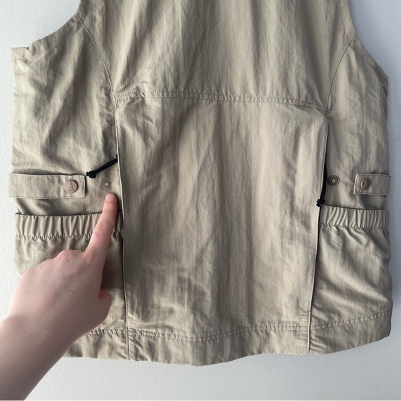 SOLD NWT ROYAL ROBINS Field Guide Vest Size S Beige Nylon Utility Outdoor Fish - Picture 8 of 9